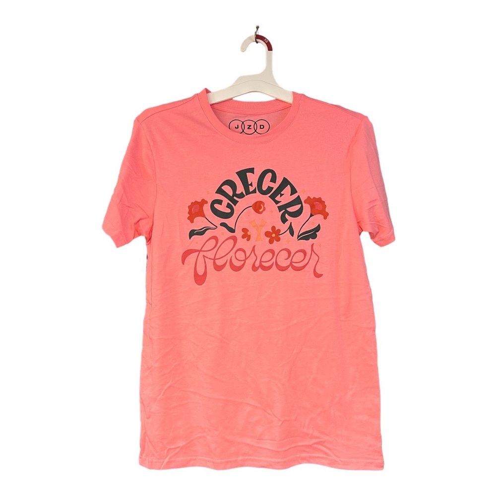 NWT Crecer y Florecer Latino Heritage Month T-Shirt Pink